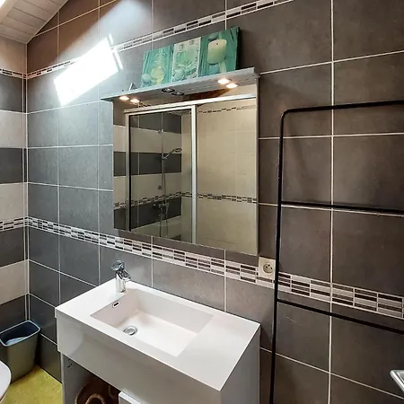 Tatil Evi 1 Bedroom Lovely In Saint-Yaguen