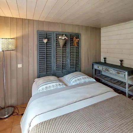 1 Bedroom Lovely In * Saint-Yaguen